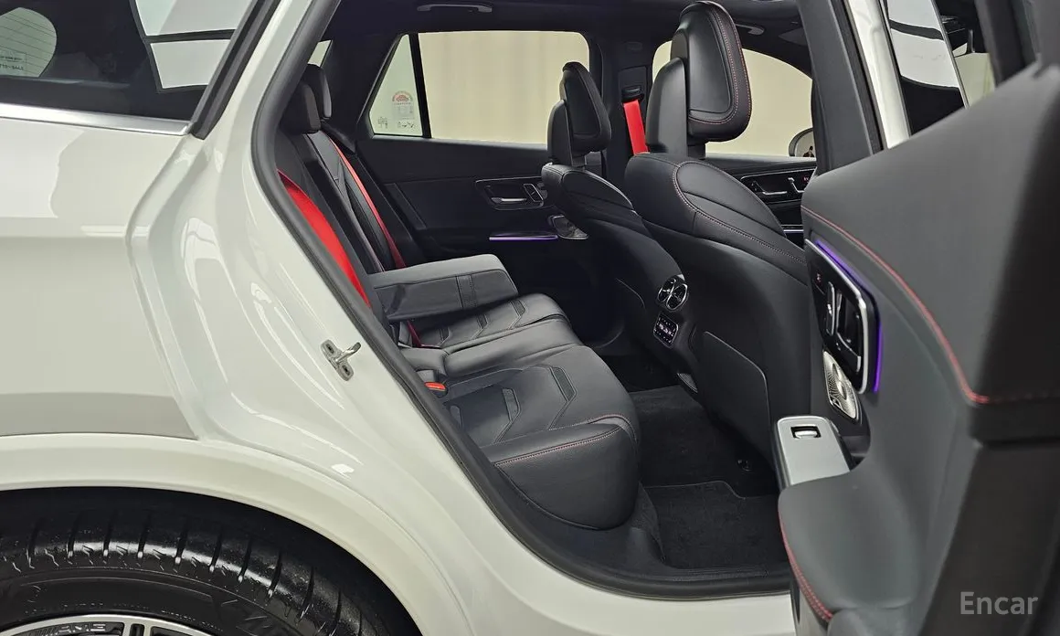 Mercedes-Benz GLC-Class 2023 AMG GLC43 4MATIC