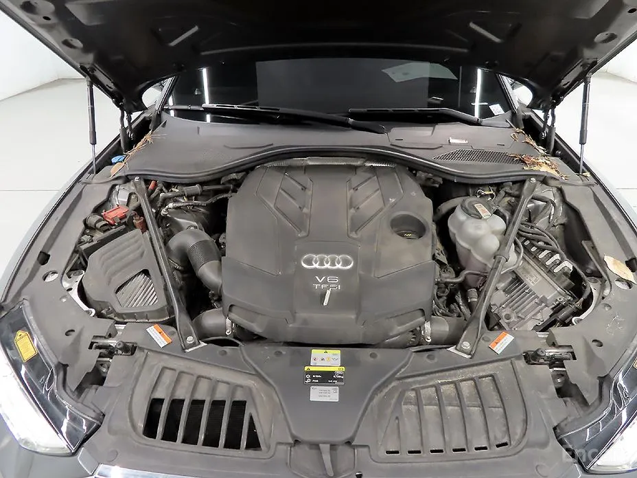 Audi A8 2018 55 TFSI Quattro LWB