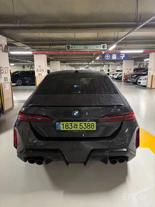 BMW M5 2024 M5 Sedan