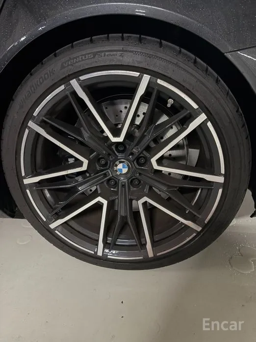 BMW M5 2024 M5 Sedan