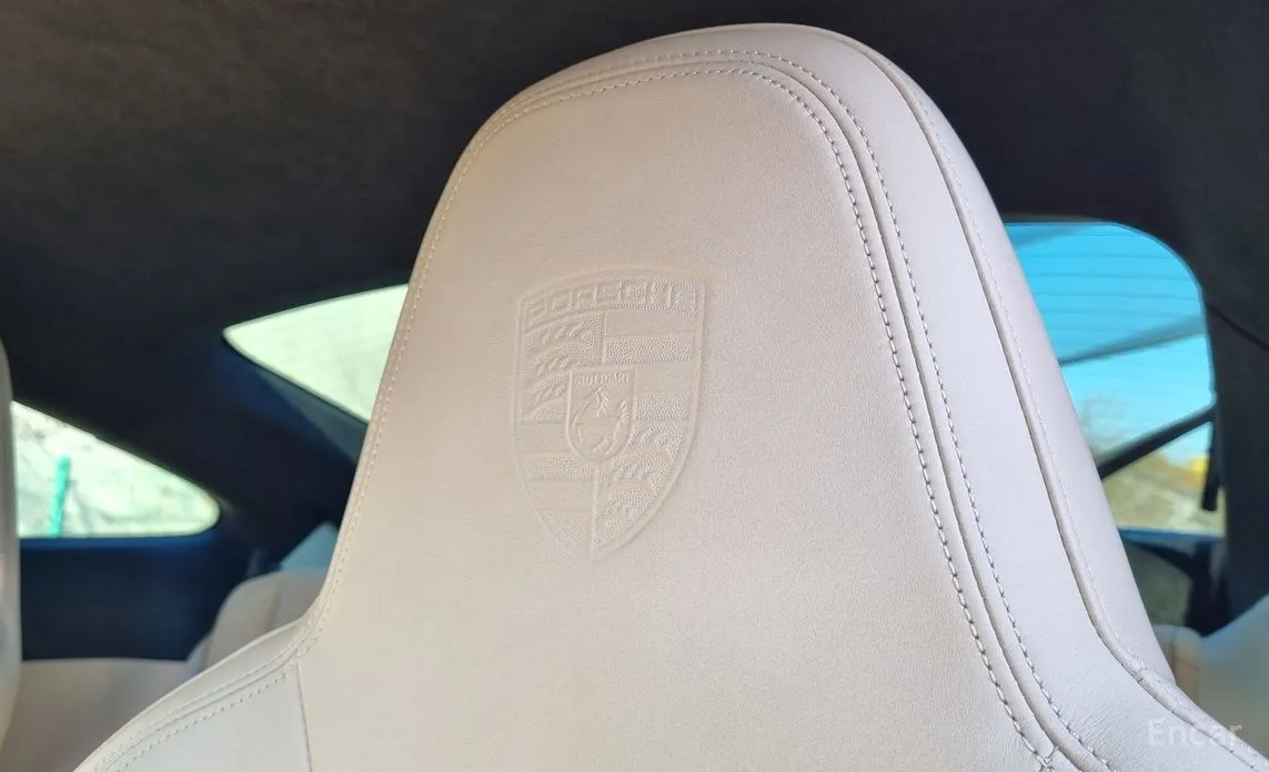 Porsche 911 2019 Turbo S