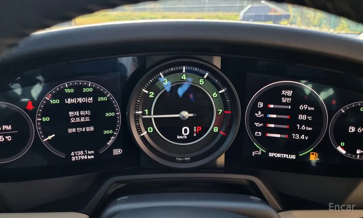 Porsche 911 2019 Turbo S