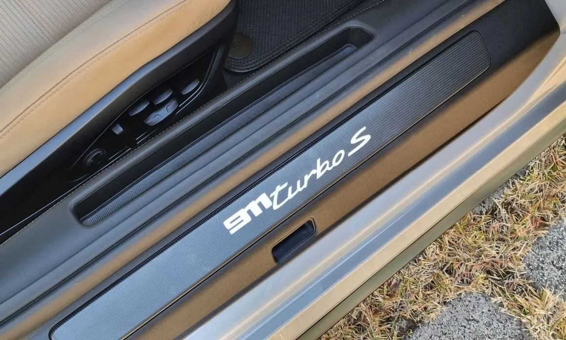 Porsche 911 2019 Turbo S