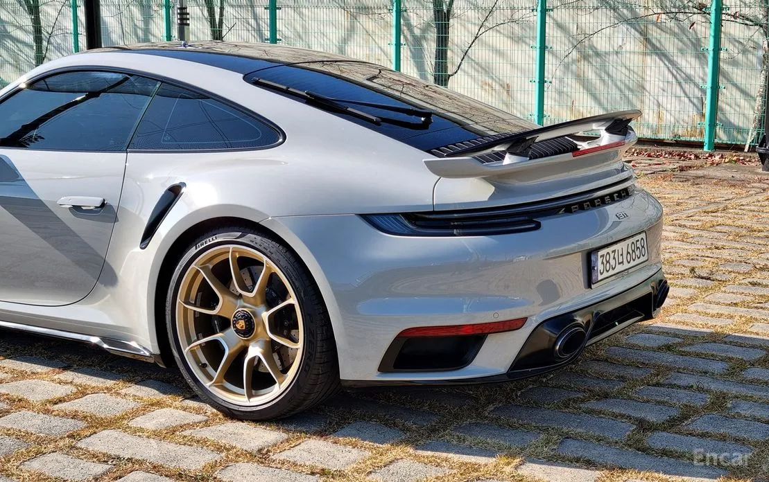 Porsche 911 2019 Turbo S