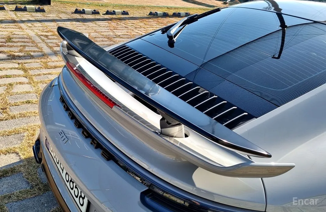 Porsche 911 2019 Turbo S