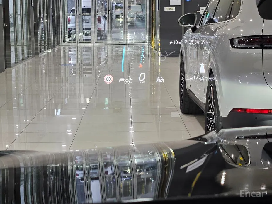 Mercedes-Benz GLC-Class 2023 GLC300 4MATIC AMG Line