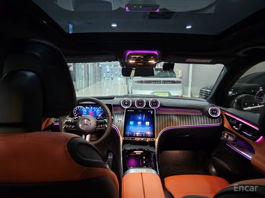 Mercedes-Benz GLC-Class 2023 GLC300 4MATIC AMG Line