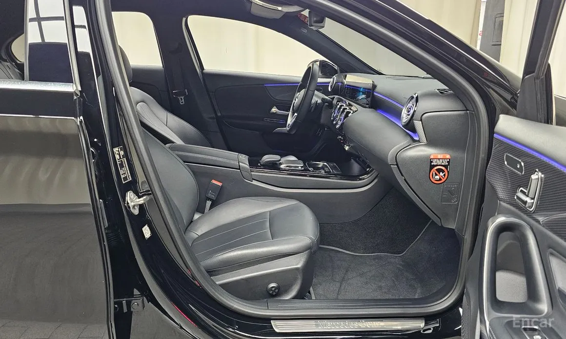 Mercedes-Benz A-Class 2019 A200d Sedan