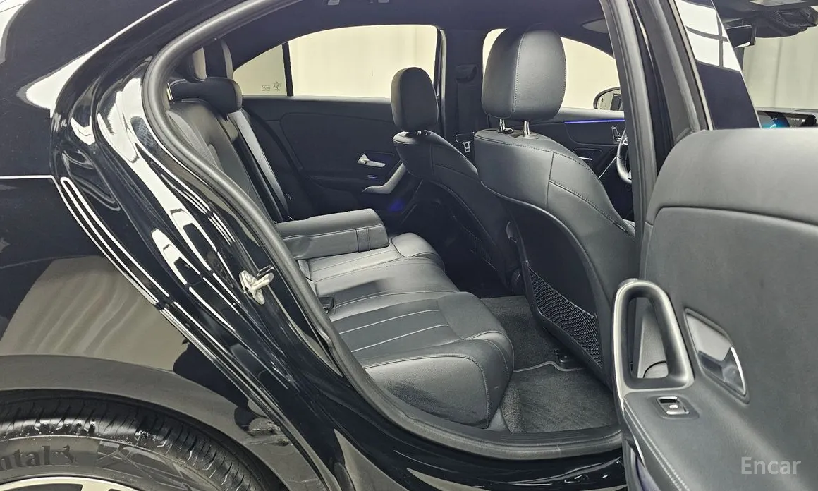 Mercedes-Benz A-Class 2019 A200d Sedan