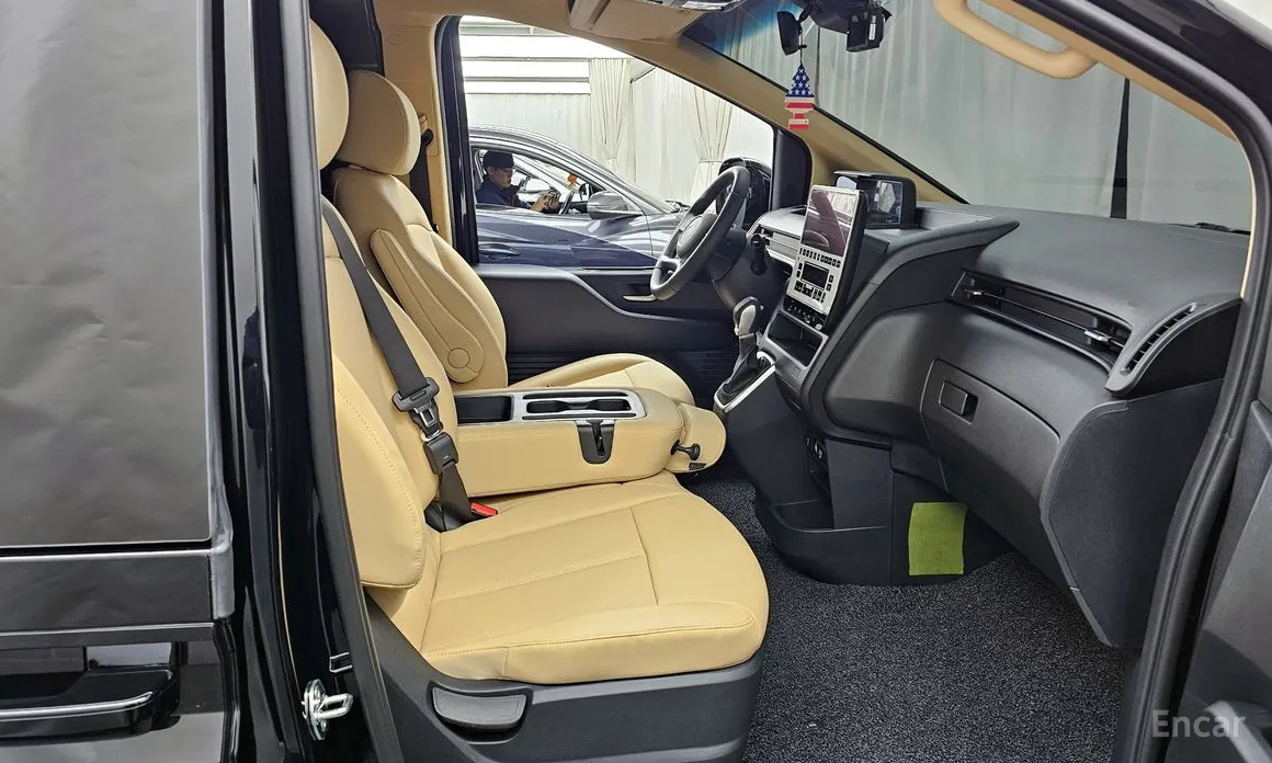 Hyundai Staria 2021 L3.5 Cargo 3-Seater