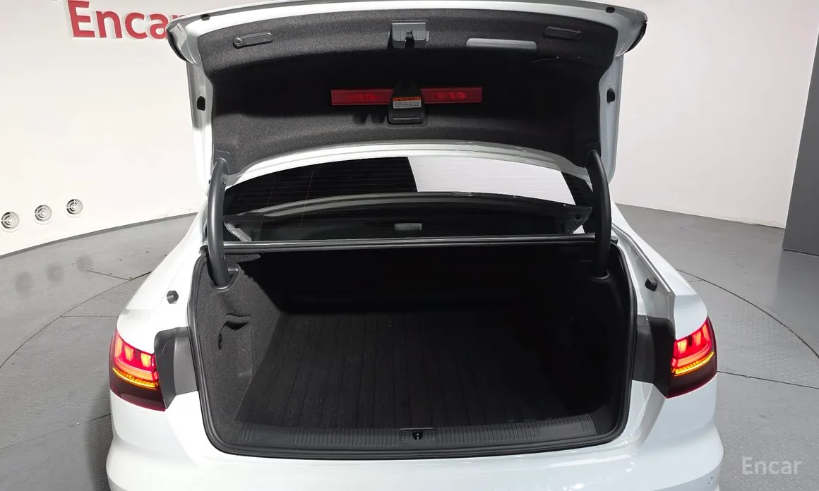 Audi A4 2016 40 TFSI Premium