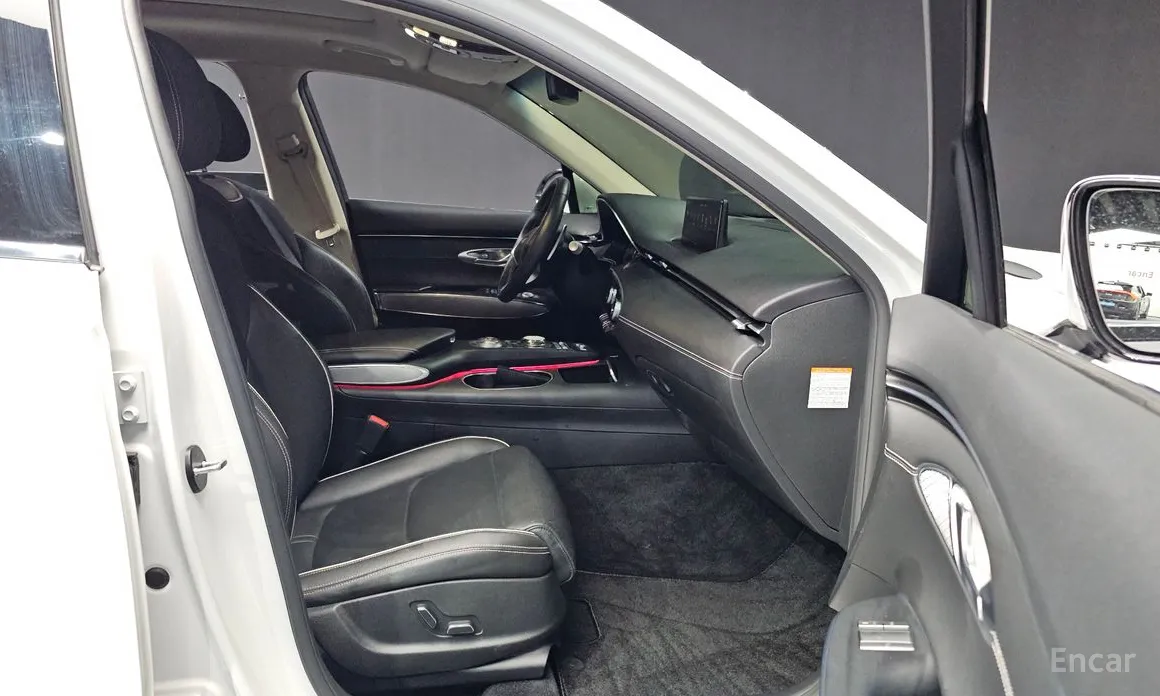 Genesis GV70 2022 e-AWD