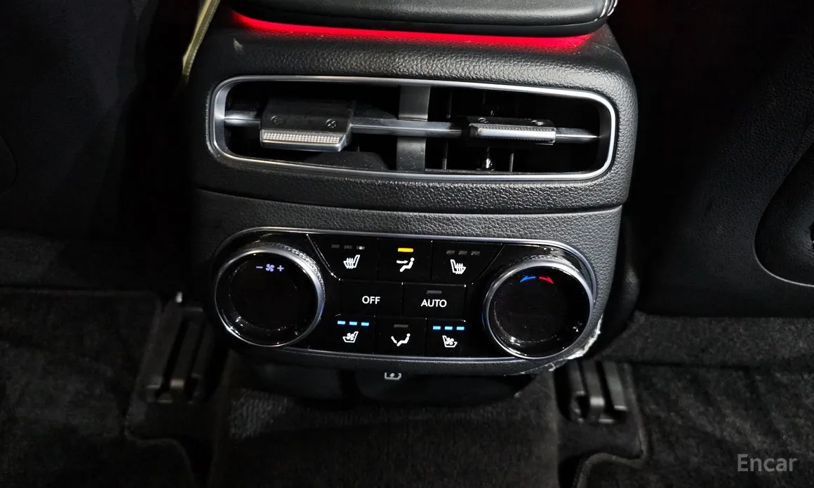 Genesis GV70 2022 e-AWD