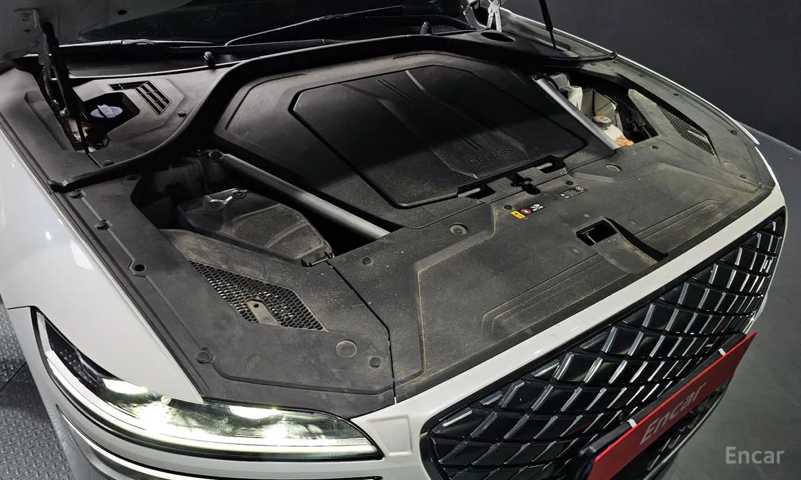 Genesis GV70 2022 e-AWD