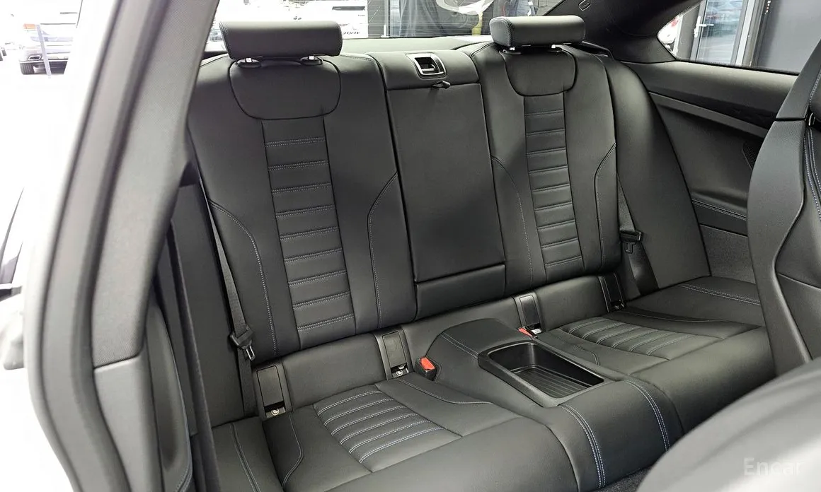 BMW 2 Series 2022 M240i xDrive Coupe