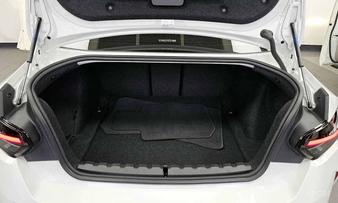 BMW 2 Series 2022 M240i xDrive Coupe