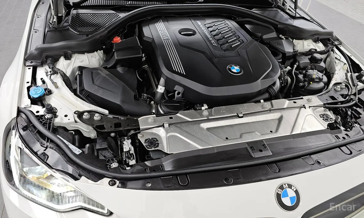 BMW 2 Series 2022 M240i xDrive Coupe