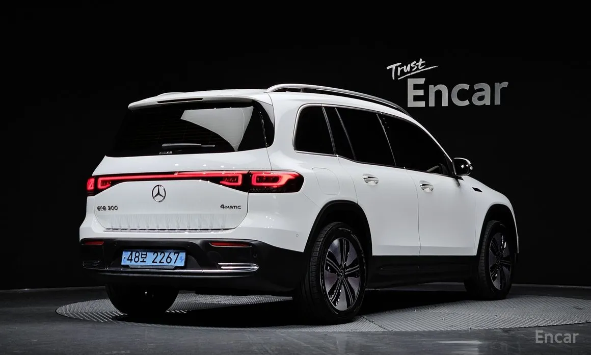 Mercedes-Benz EQB 2022 EQB300 4MATIC