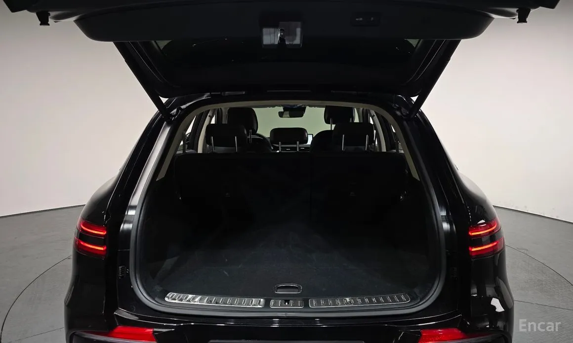 Genesis GV70 2022 e-AWD