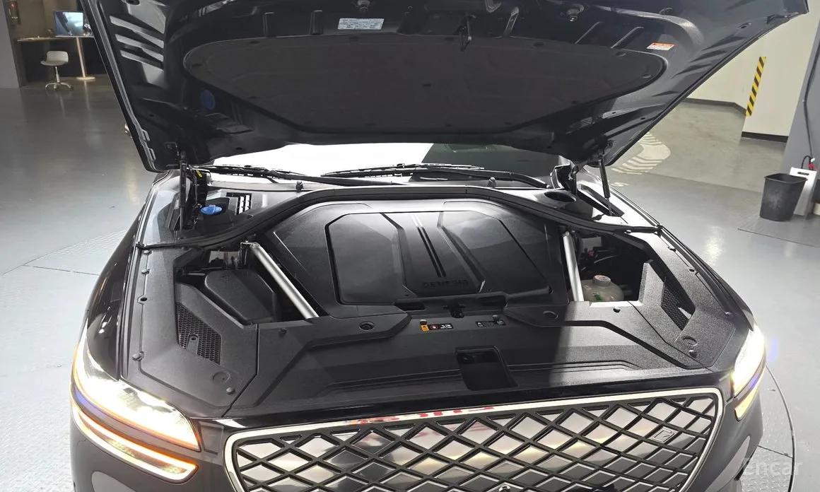 Genesis GV70 2022 e-AWD