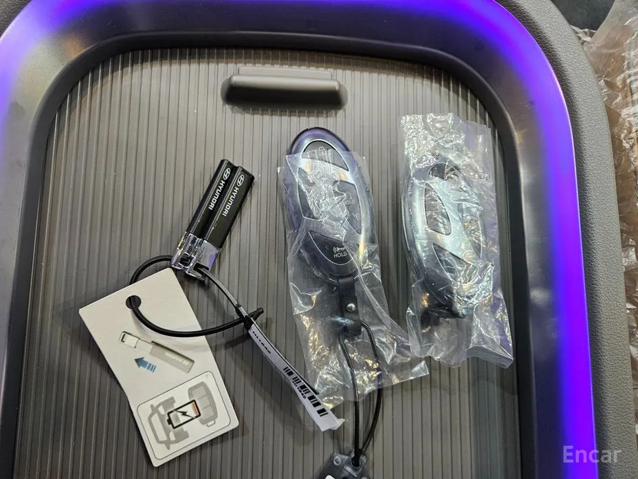 Hyundai Staria 2021 4WD Lounge 7-Seater