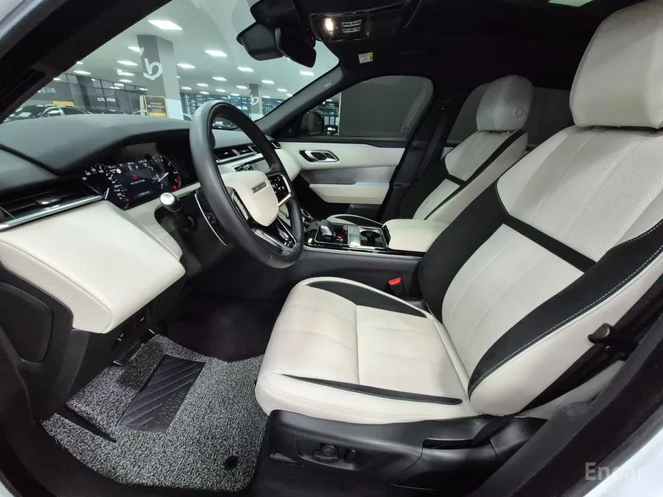 Land Rover Range Rover Velar 2017 2.0 P250 R-Dynamic SE