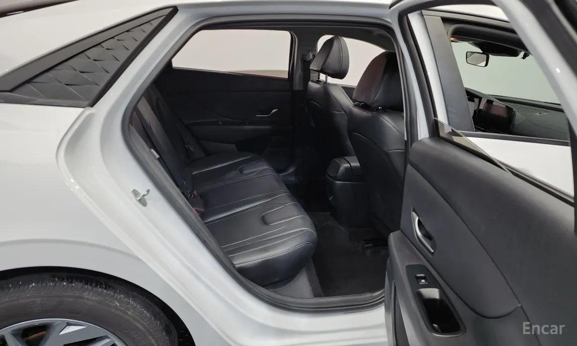 Hyundai Avante 2023 1.6