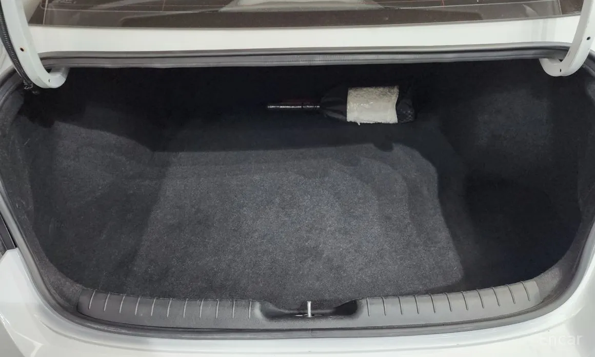 Hyundai Avante 2023 1.6