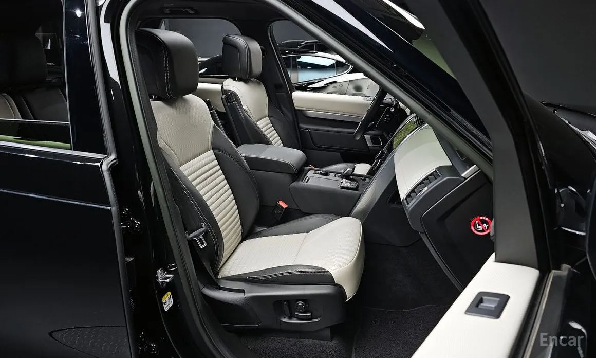 Land Rover Discovery 2017 P360 R-Dynamic SE