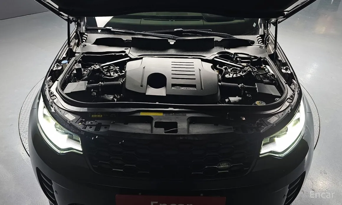 Land Rover Discovery 2017 P360 R-Dynamic SE