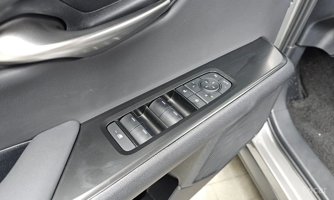 Lexus UX 2024 2.0 2WD