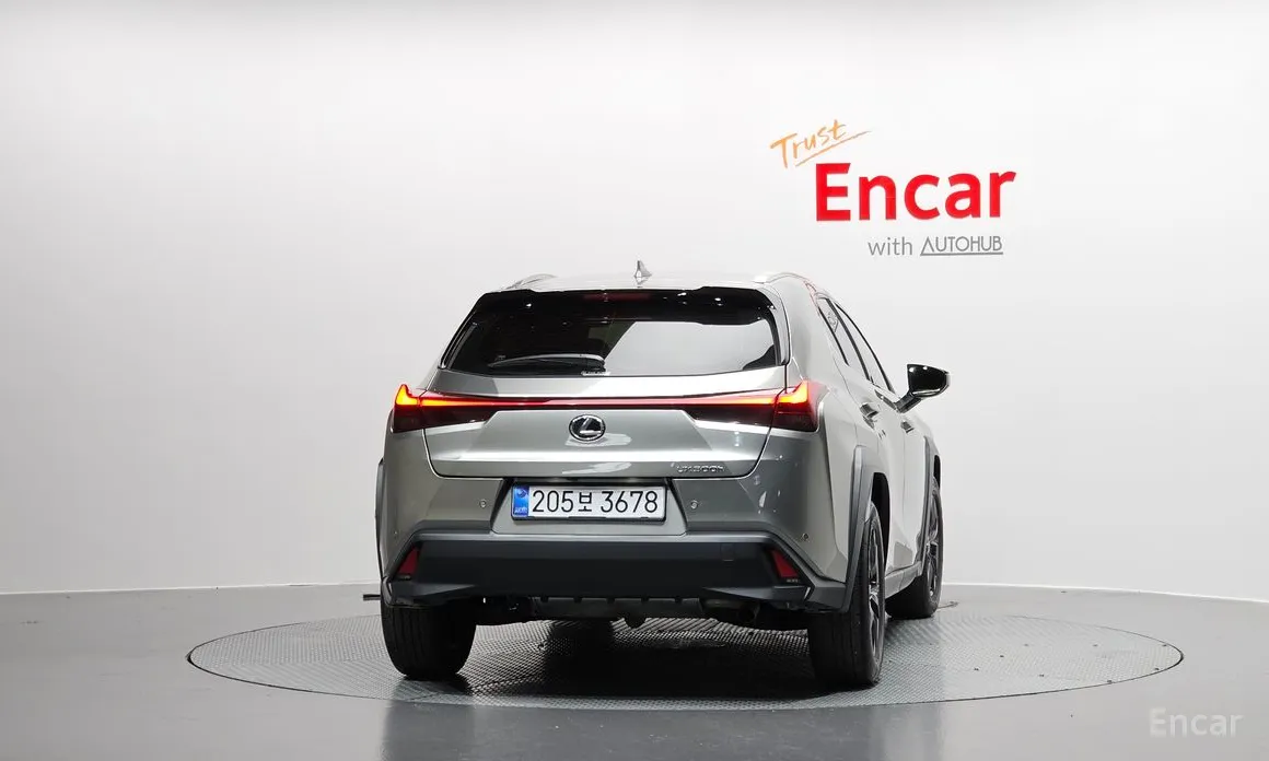 Lexus UX 2024 2.0 2WD