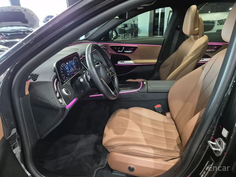Mercedes-Benz E-Class 2024 E200 Avantgarde