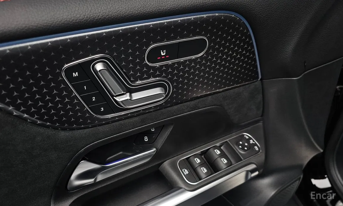 Mercedes-Benz GLB-Class 2020 GLB250 4MATIC