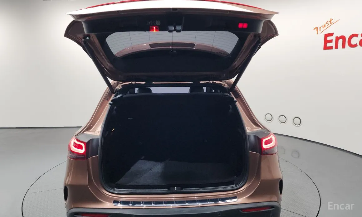 Mercedes-Benz EQA 2021 EQA250 AMG Package Plus