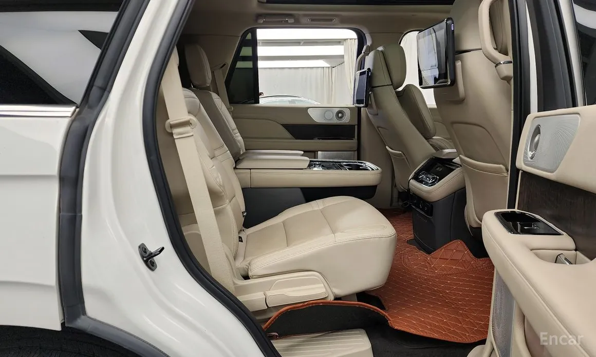 Lincoln Navigator 2018 3.5L