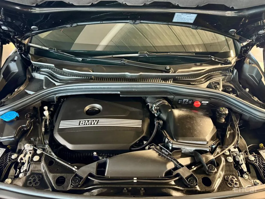 BMW 2 Series 2022 220i M Sport Design