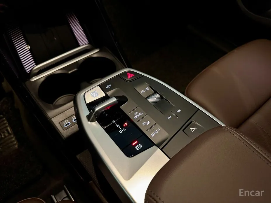 BMW 2 Series 2022 220i M Sport Design