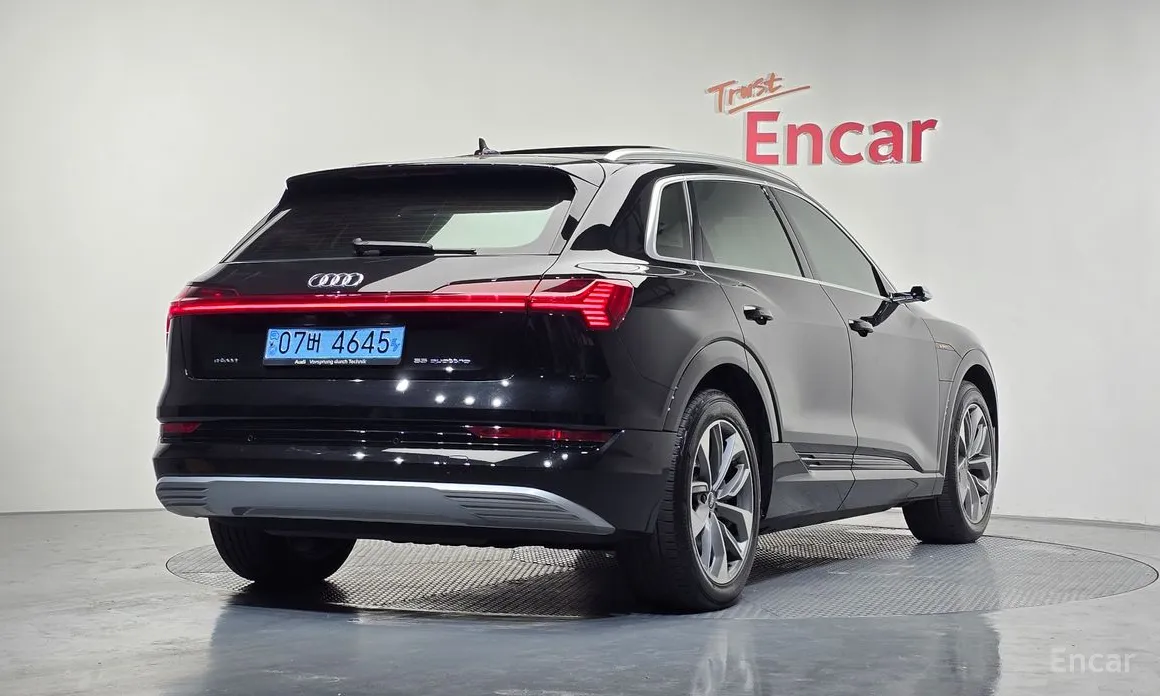 Audi e-tron 2020 55 Quattro