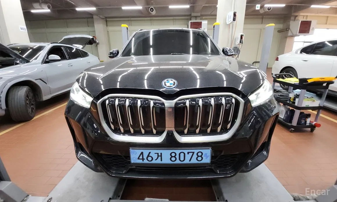 BMW iX1 2023 xDrive 30 M Sport