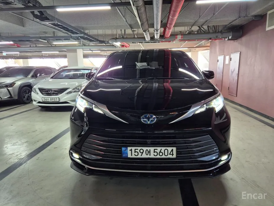 Toyota Sienna 2020 2.5 Hybrid 2WD