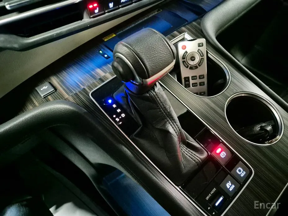 Toyota Sienna 2020 2.5 Hybrid 2WD