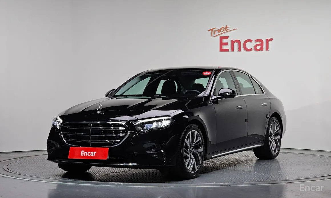Mercedes-Benz E-Class 2024 E220d 4MATIC Exclusive