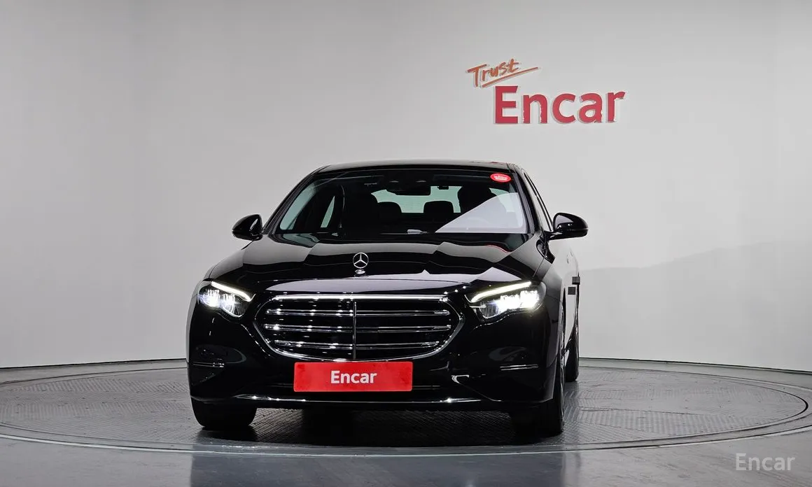Mercedes-Benz E-Class 2024 E220d 4MATIC Exclusive