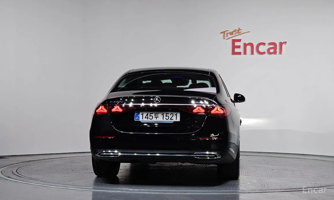 Mercedes-Benz E-Class 2024 E220d 4MATIC Exclusive