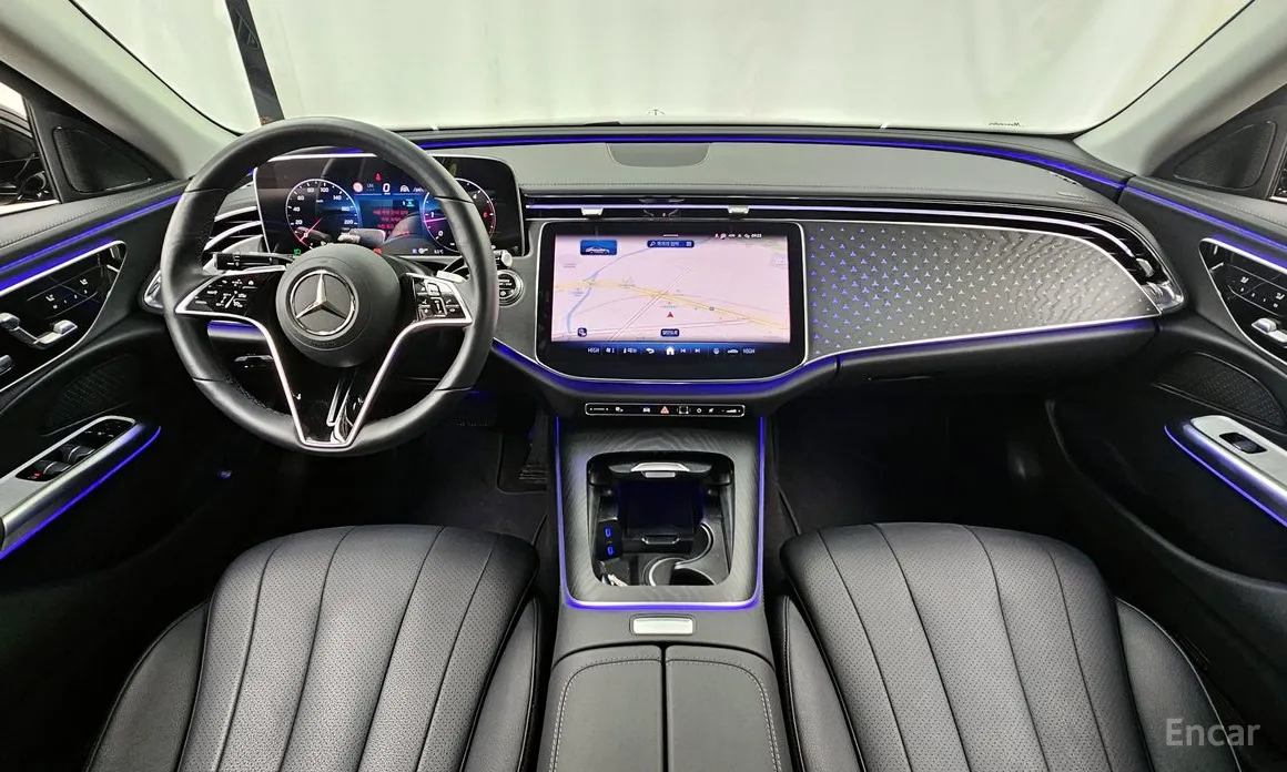 Mercedes-Benz E-Class 2024 E220d 4MATIC Exclusive