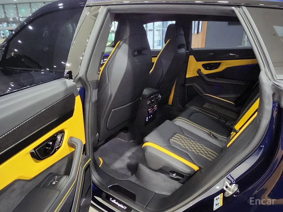 Lamborghini Urus 2018 4.0 V8 SE