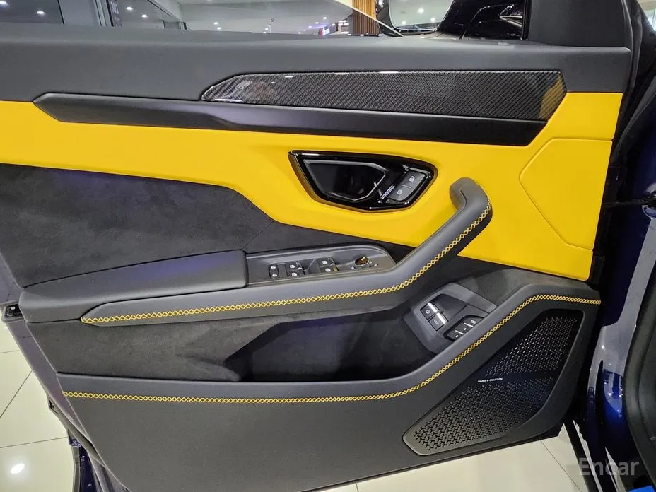 Lamborghini Urus 2018 4.0 V8 SE