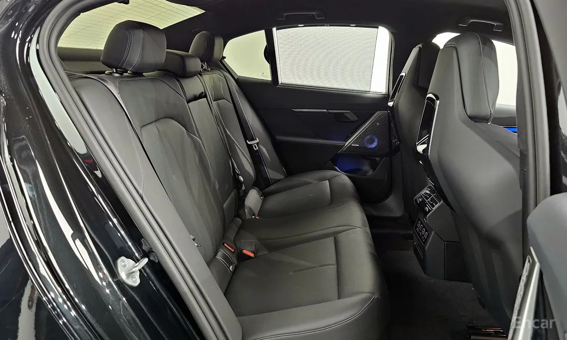 BMW M5 2024 M5 Sedan