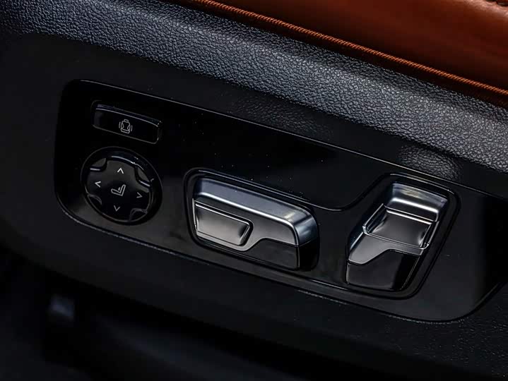 BMW X7 2023 2023款 xDrive40i 尊享型M运动套装